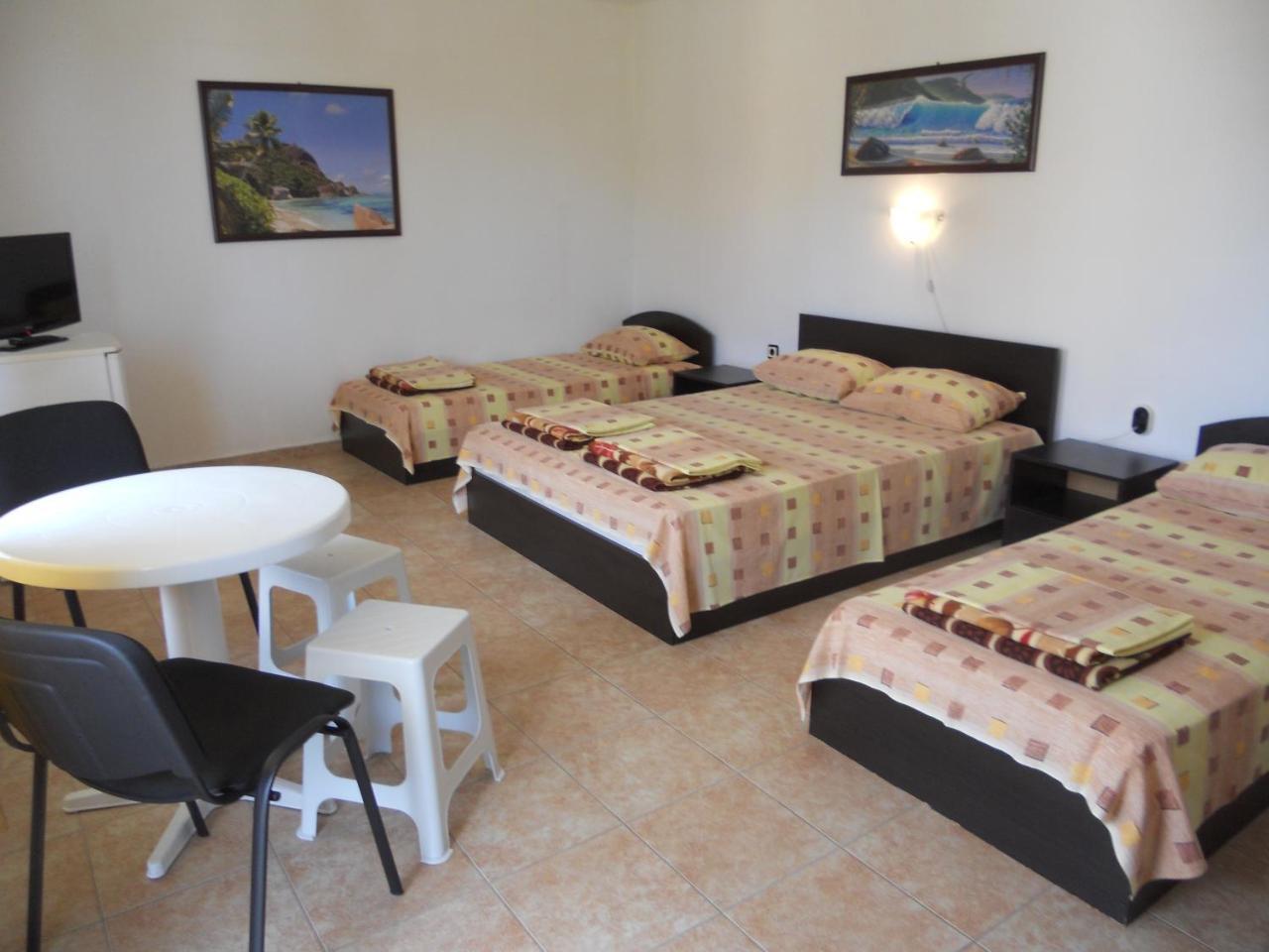"Agatopolis"- Подсигурено Безплатно Паркиране Hotel Ahtopol Esterno foto